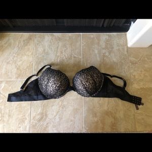 Victoria’s Secret padded lace push up bra